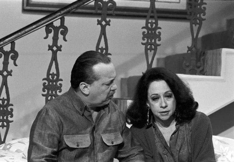 Naná (Fernanda Montenegro) e Gegê (Gianfrancesco Guarnieri) protagonizaram uma das comédias mais icônicas de Silvio de Abreu (Memória Globo)