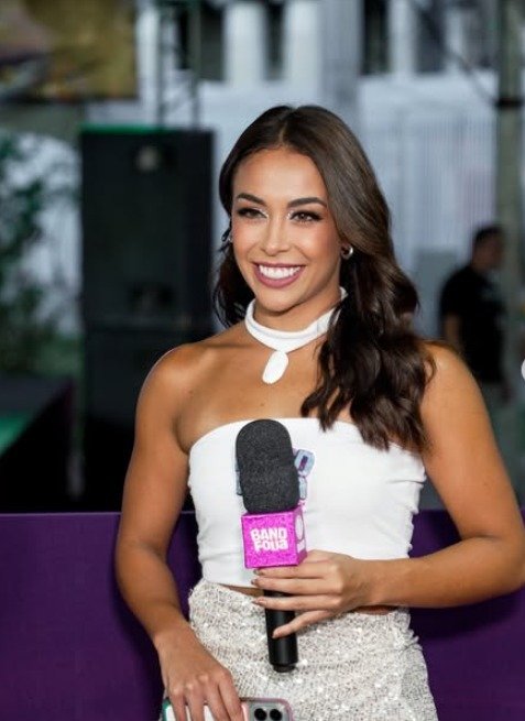 Lari Lopes deixa a Band para comandar programa na rádio EP FM (Instagram)