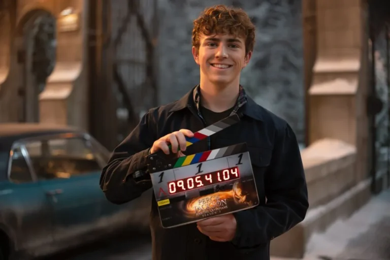 Elenco de Percy Jackson e os Olimpianos anuncia estreia da terceira temporada durante a San Diego Comic-Con