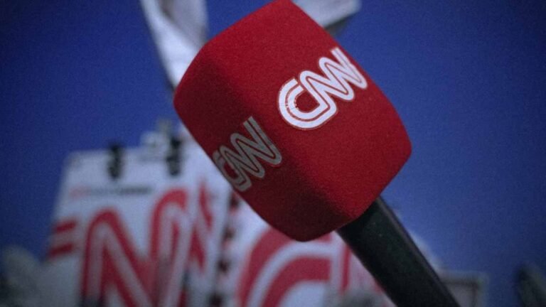 O projeto prevê a criação de uma rede nacional batizada de Rádio CNN (Reprodução)